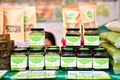 邊城盛宴 中緬邊交會(huì)上的農(nóng)副產(chǎn)品狂歡